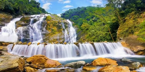 Thác Trắng Minh Long – Dải lụa giữa đại ngàn Quảng Ngãi