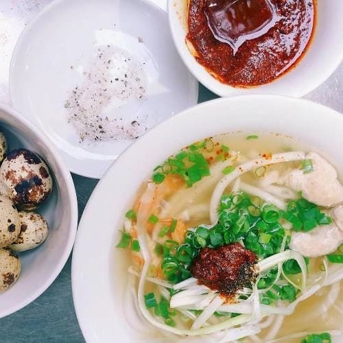 Bánh canh Bà Đợi – Hương vị Huế đậm đà giữa lòng thành phố