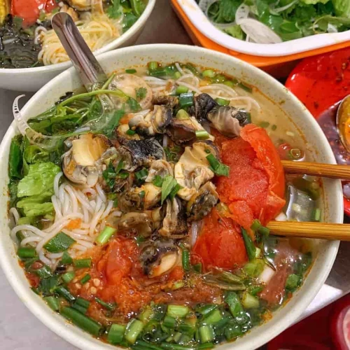 Bún Ốc Thúy – Nét tinh túy dân gian giữa lòng phố cổ Hà Nội