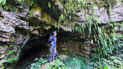 Chư Bluk - Trekking hang động núi lửa dài nhất Đông Nam Á