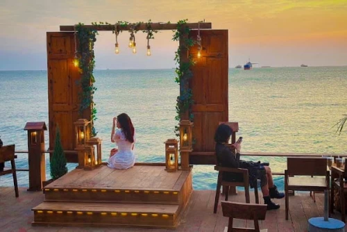 Nali Beach – Góc bình yên sát biển, nơi hoàng hôn vang tiếng sóng