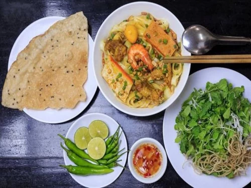 Quán Mì Quảng Ăn Là Nhớ – Thương hiệu mì Quảng đậm chất Quảng Nam giữa lòng Sài Gòn