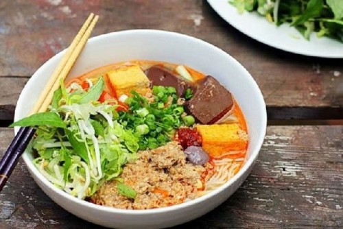 Bún riêu giò Chi - Quán ăn lâu đời nổi tiếng tại Pleiku