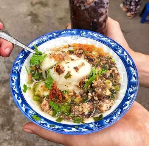 Bánh Đúc Nóng Nguyên – Hương Bắc giữa lòng Sài Gòn