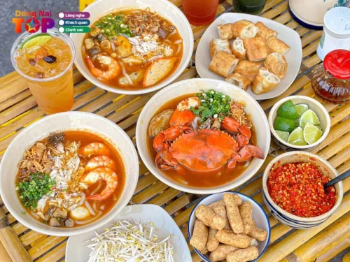 Bánh Canh Cua Hiền – Đậm Đà Vị Biển Giữa Lòng Bình Thạnh