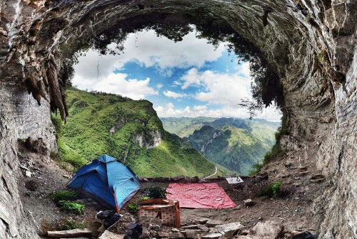 Chinh phục Vách đá trắng Hà Giang - Vách đá trên Đèo Mã Pí Lèng