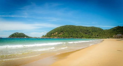 Biển Đại Lãnh – Nơi thiên nhiên ban tặng nét đẹp nguyên sơ bên vịnh biển xanh