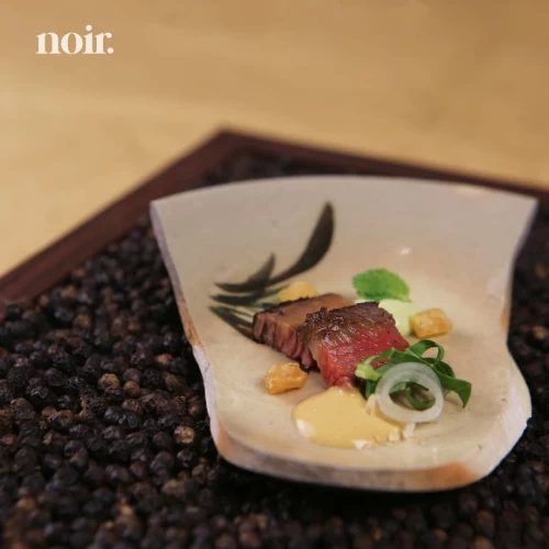 NOIR. Dining in the Dark – Khi Bữa Tối Trở Thành Hành Trình Cảm Nhận
