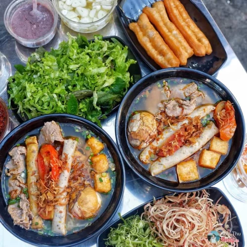 Ả Đào Quán – Tô bún riêu đậm chất Hà Nội giữa lòng Sài Gòn