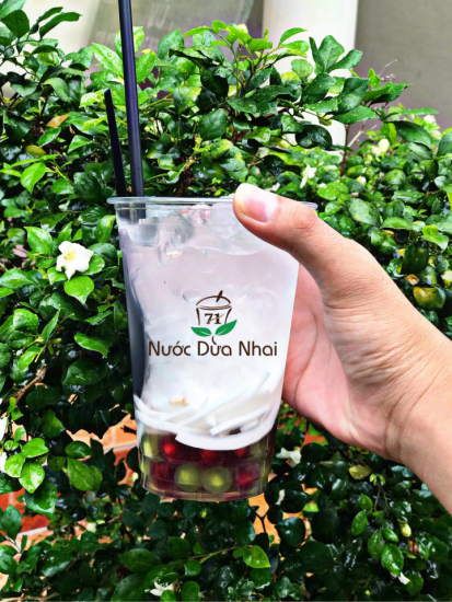 Nước dừa nhai - Thanh mát giải nhiệt