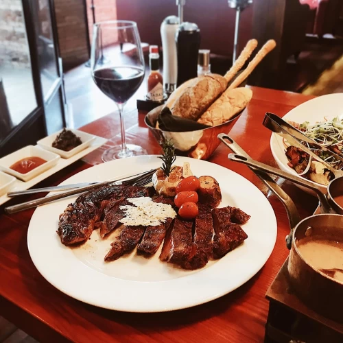 Moo Beef Steak Prime – Trải nghiệm ẩm thực đỉnh cao giữa lòng Sài Gòn
