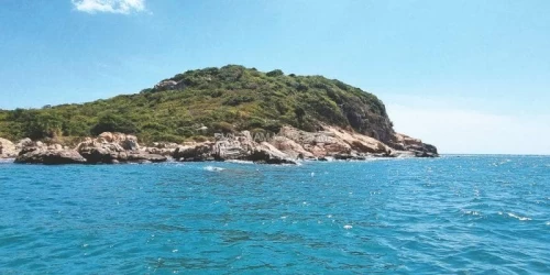 Mũi Cá Heo Vĩnh Hy – Vẻ đẹp hoang sơ giữa biển trời Ninh Thuận
