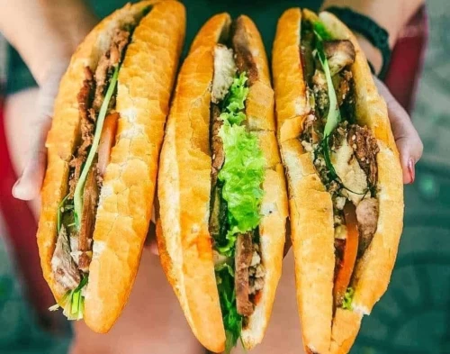 Bánh Mì Trường Tiền O Tho – Hương vị đêm khuya của Cố đô Huế