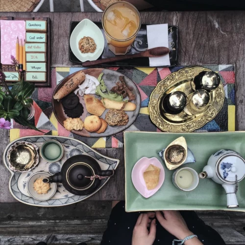 Reaching out teahouse - Tiệm cà phê thuần Việt độc đáo