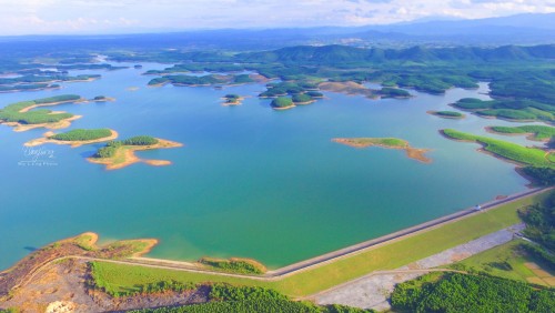 Hồ An Mã Quảng Bình với những bức ảnh triệu like