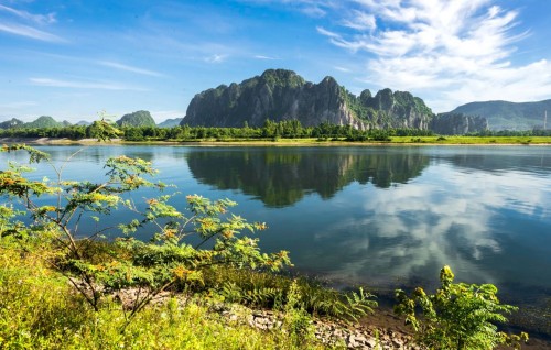 Sông Gianh  - “Người tình” thủy chung của Quảng Bình