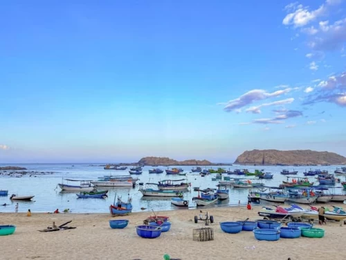 Làng chài Nhơn Lý – Trải nghiệm mộc mạc giữa biển trời Quy Nhơn