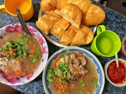 Bánh Mì Lagu Quy Nhơn Nguyễn Huệ - Món ngon Bình Định