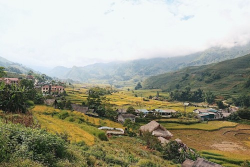 Bản Tả Van Sapa -  vẻ đẹp đầy lặng lẽ, yên bình