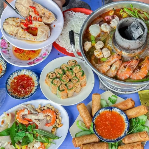 Tiệm Lẩu Cù Lao – Lẩu quê giữa lòng phố thị tại Bình Thạnh