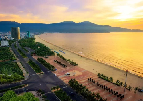 Công viên Biển Đông – Chụp ảnh cùng chim bồ câu giữa lòng Đà Nẵng