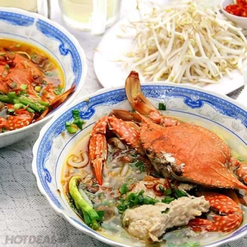 Bánh Canh Ghẹ Bảy Liên – Hương vị đậm đà giữa lòng Phú Nhuận