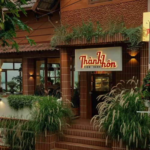 Tiệm Bánh Thành Hôn – Hương Vị Ngọt Ngào Giữa Lòng Đà Lạt