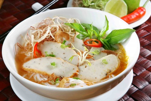 Bánh Canh Chả Cá - Món ngon nên thử qua khi tới Vũng Tàu