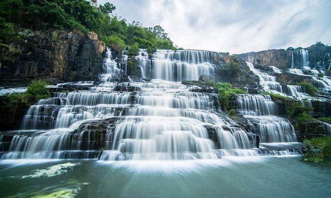 Thác Pongour một trong những thác nước hùng vĩ nhất Đà Lạt