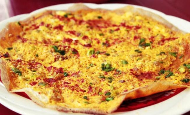 Pizza xứ sở sương mù Bánh tráng trứng