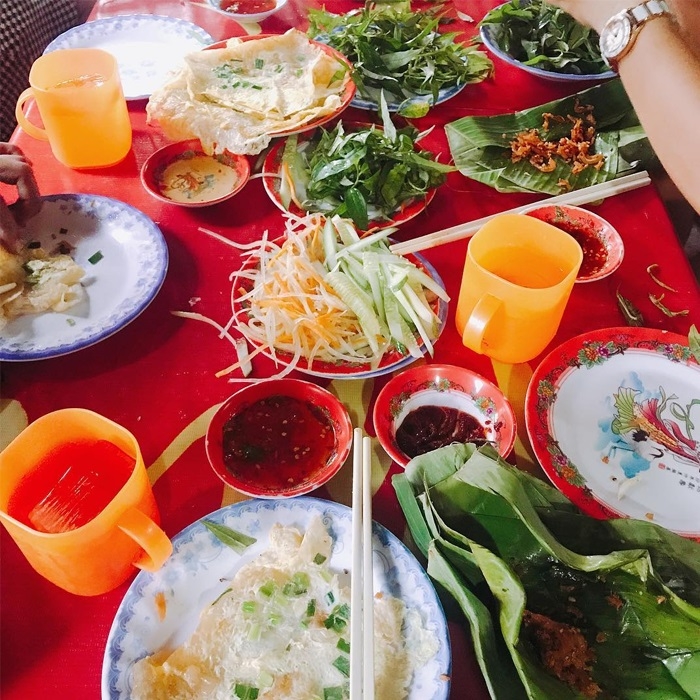 Bánh ép Huế