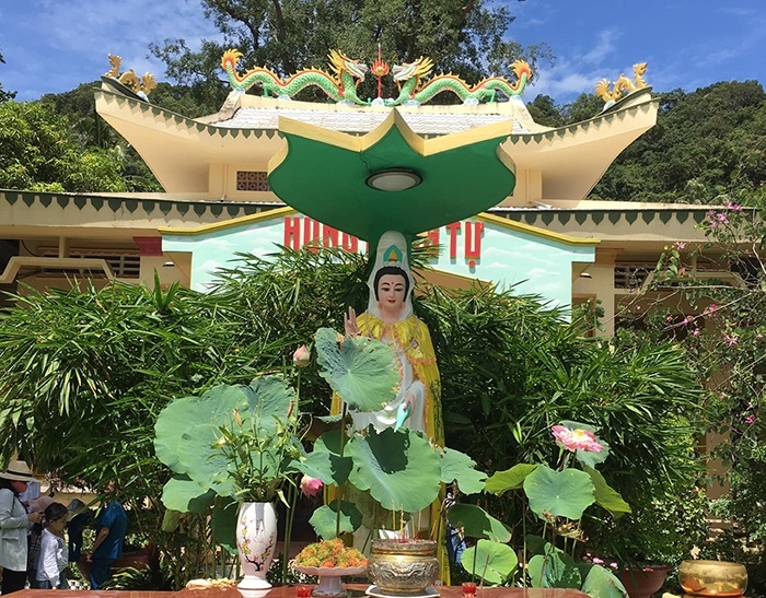 Sư Môn Pagoda