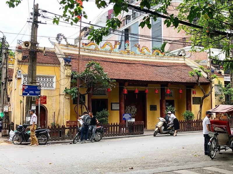 Thăng Long tứ trấn