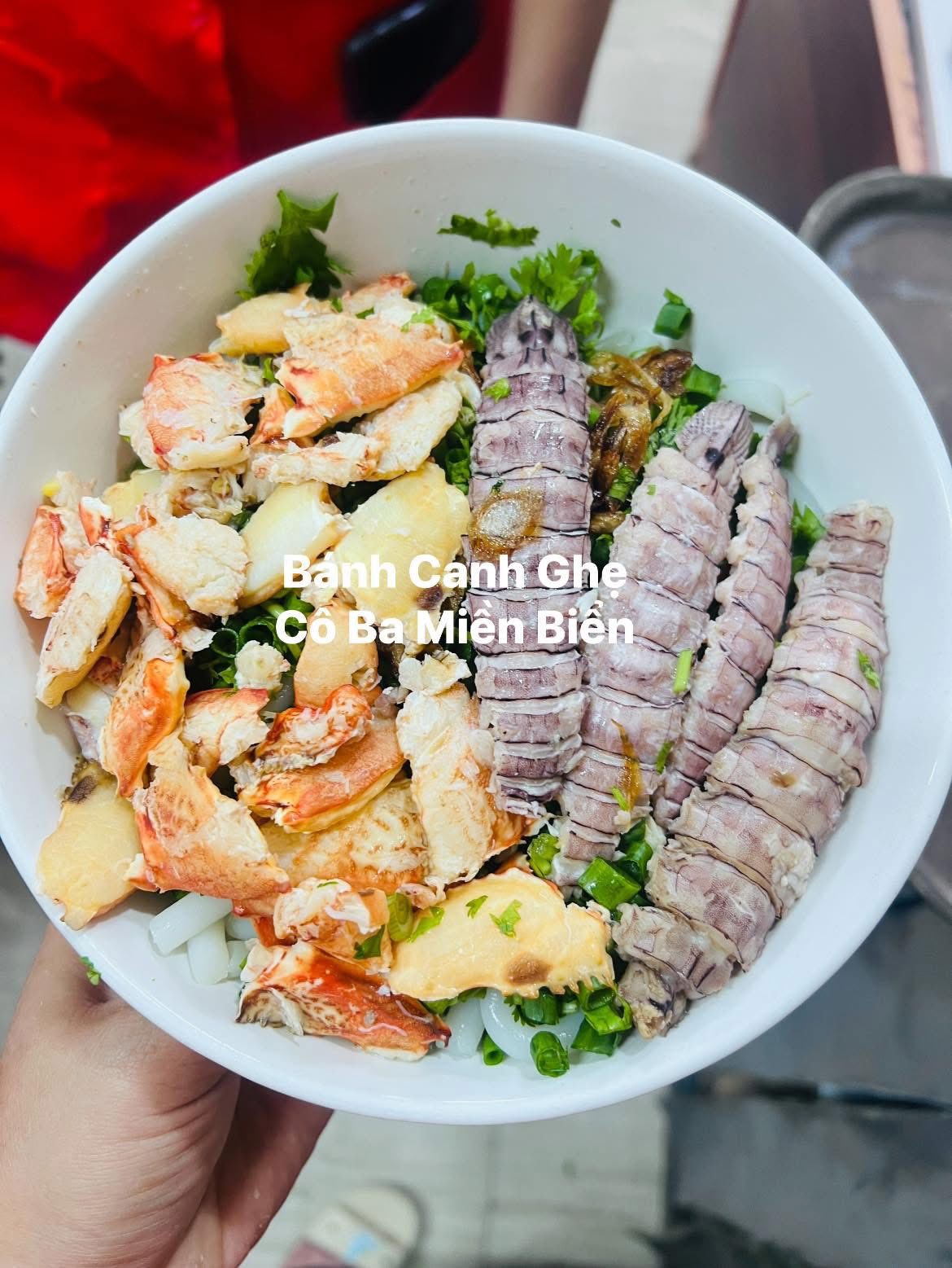 Bánh Canh Ghẹ Cô Ba Miền Biển – Đậm Đà Vị Biển Giữa Lòng Nha Trang