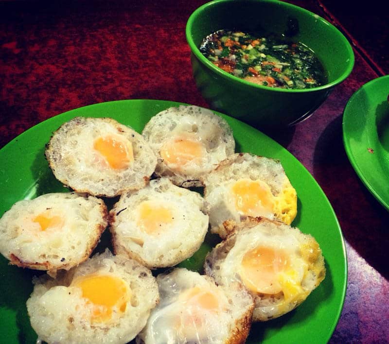 Bánh căn Nhà Chung – Món ngon không thể bỏ lỡ khi đến Đà Lạt