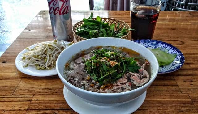 Phở Liến Nga – Nét tinh tế trong tô phở sáng giữa lòng phố cổ Hội An