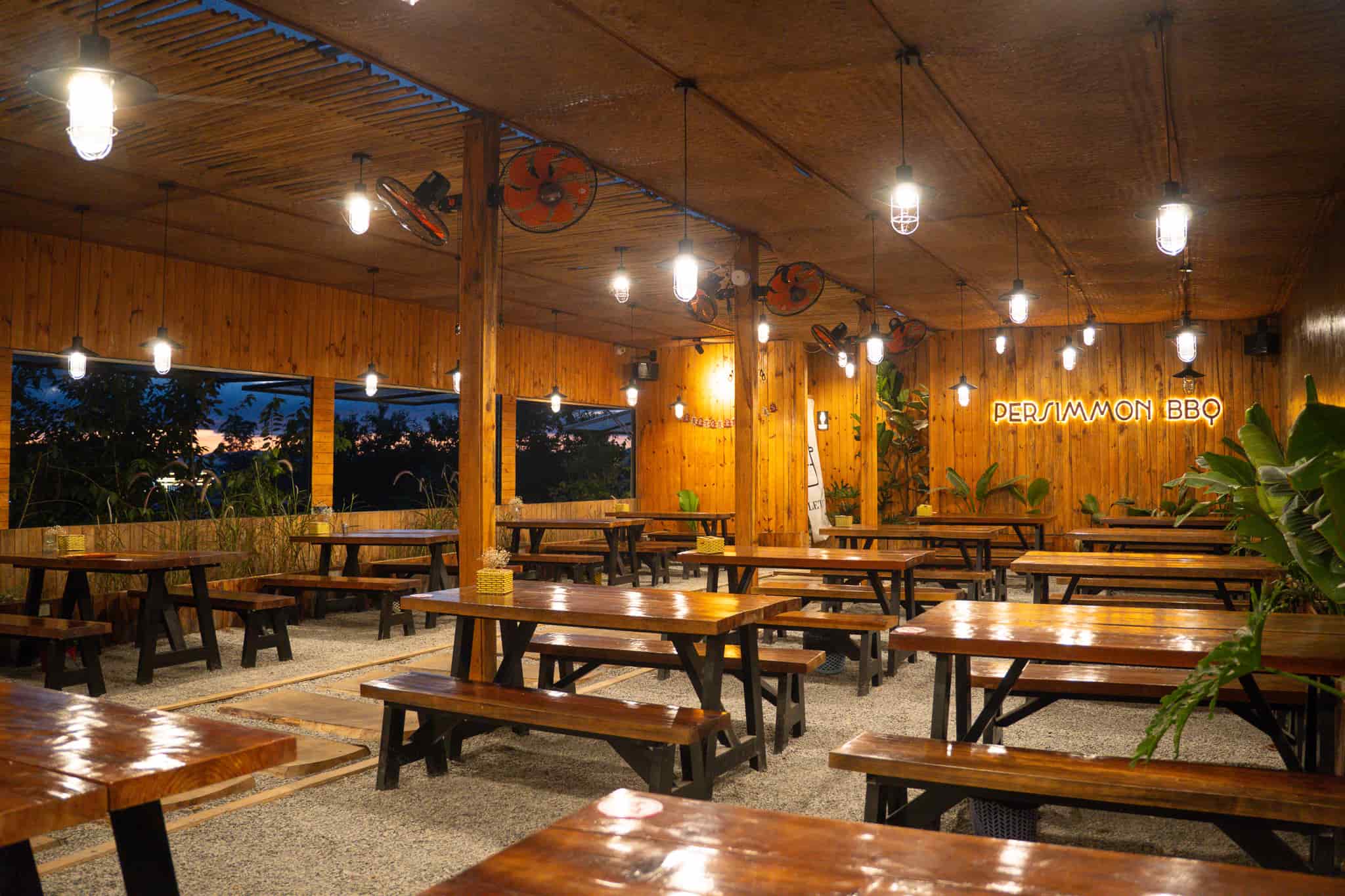 Persimmon BBQ – Quán nướng sân vườn đậm chất Đà Lạt giữa lòng thiên nhiên xanh mát