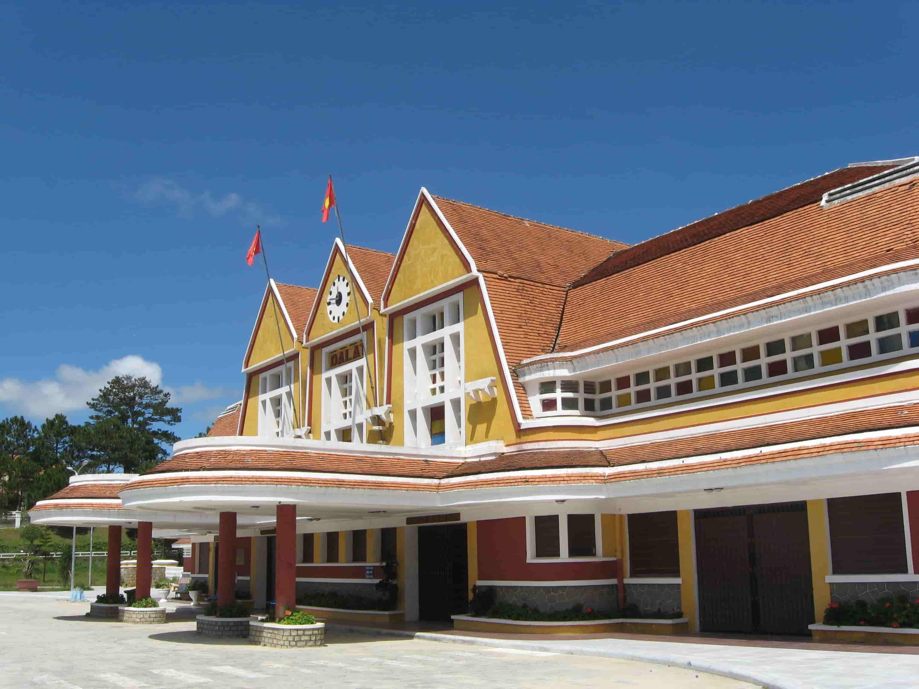 Ga Đà Lạt – Nét đẹp cổ kính giữa lòng phố núi mộng mơ