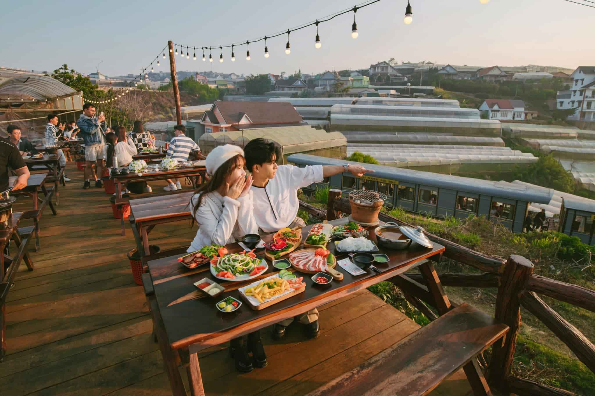 Tiệm Nướng & Chill Xóm Lèo – Nơi ẩm thực và cảnh đẹp hòa quyện giữa lòng Đà Lạt