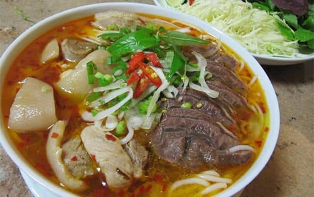 Bún Bò Huế Hương – Hương Vị Miền Trung Giữa Lòng Phố Núi Đà Lạt