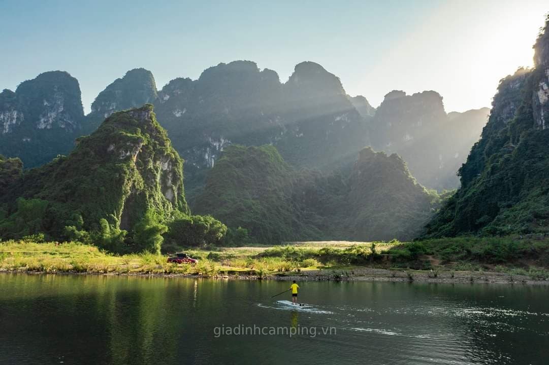 Cắm trại và chụp ảnh tại Sông Bôi – Trải nghiệm xanh giữa núi rừng Hòa Bình