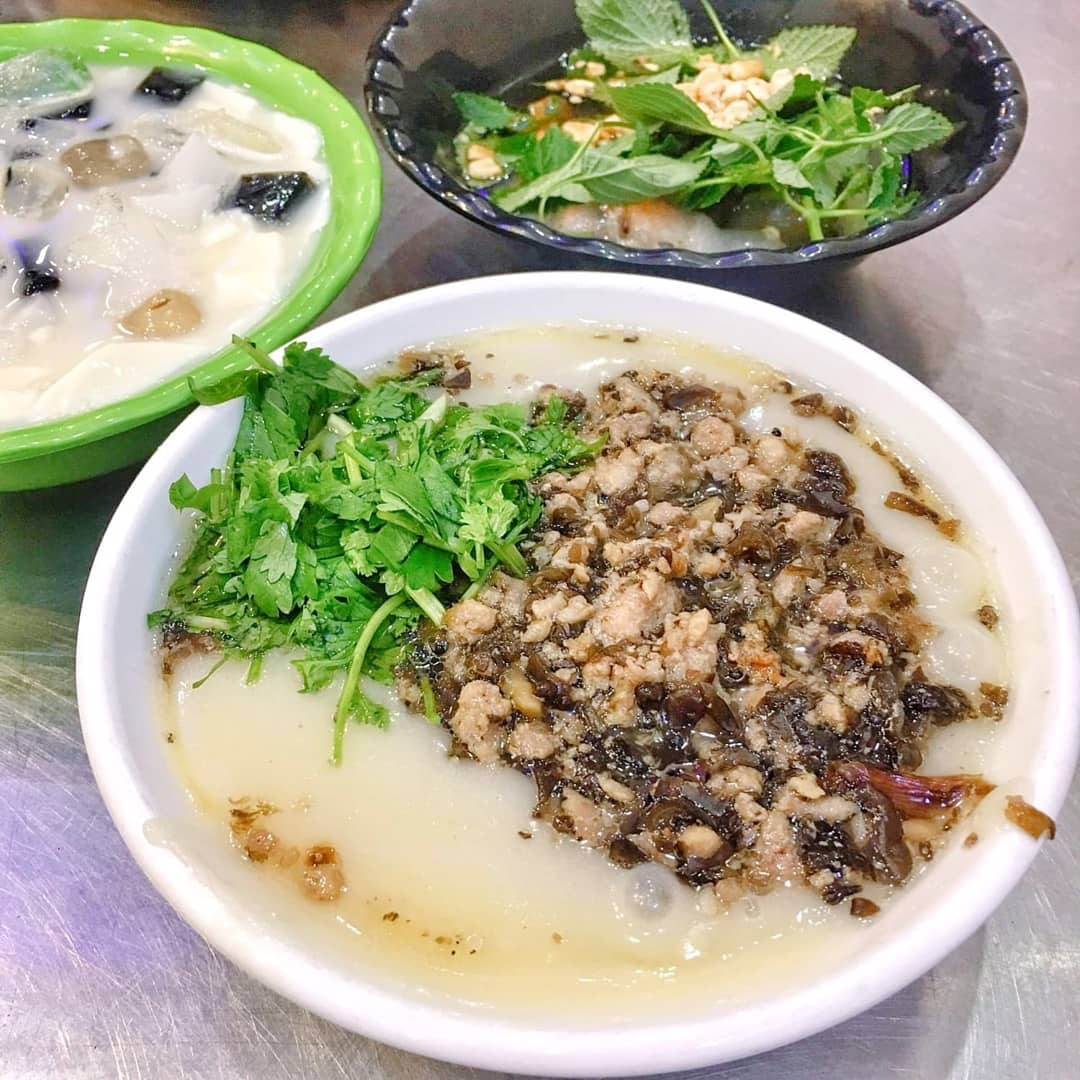 Bánh Đúc Nóng Bà Nội – Hương vị quê nhà giữa lòng phố thị