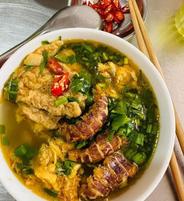 Bánh Đa Cua Cầu Đất – Tô bánh đa đậm chất Hải Phòng giữa phố xưa