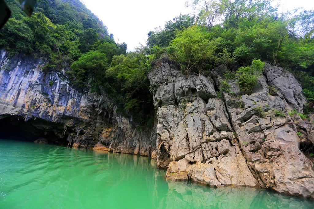 Hồ Thang Hen - "Tuyệt tình cốc" huyền bí của non nước Cao Bằng