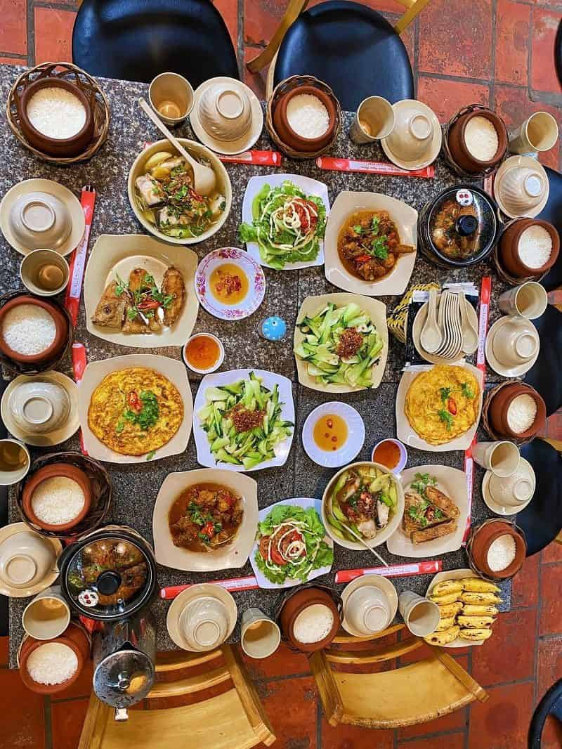 Cơm niêu Panda Food – Hương vị cơm nhà trong niêu đất giữa lòng Phan Thiết