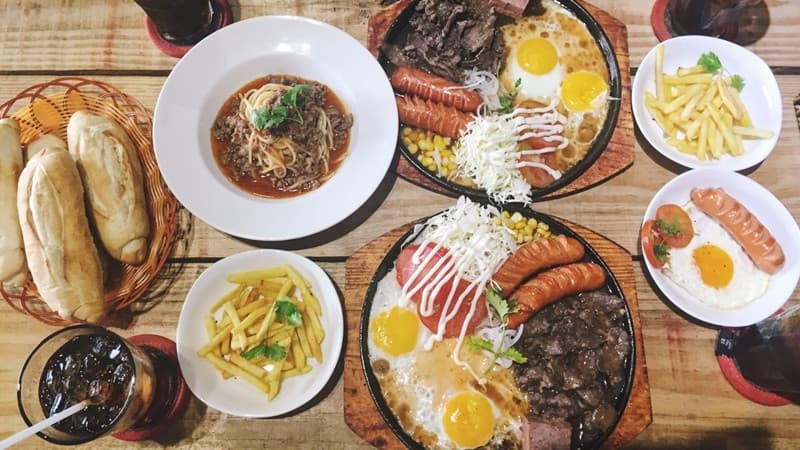 Chảo Restaurant – Nâng Tầm Bánh Mì Chảo Giữa Lòng Sài Gòn