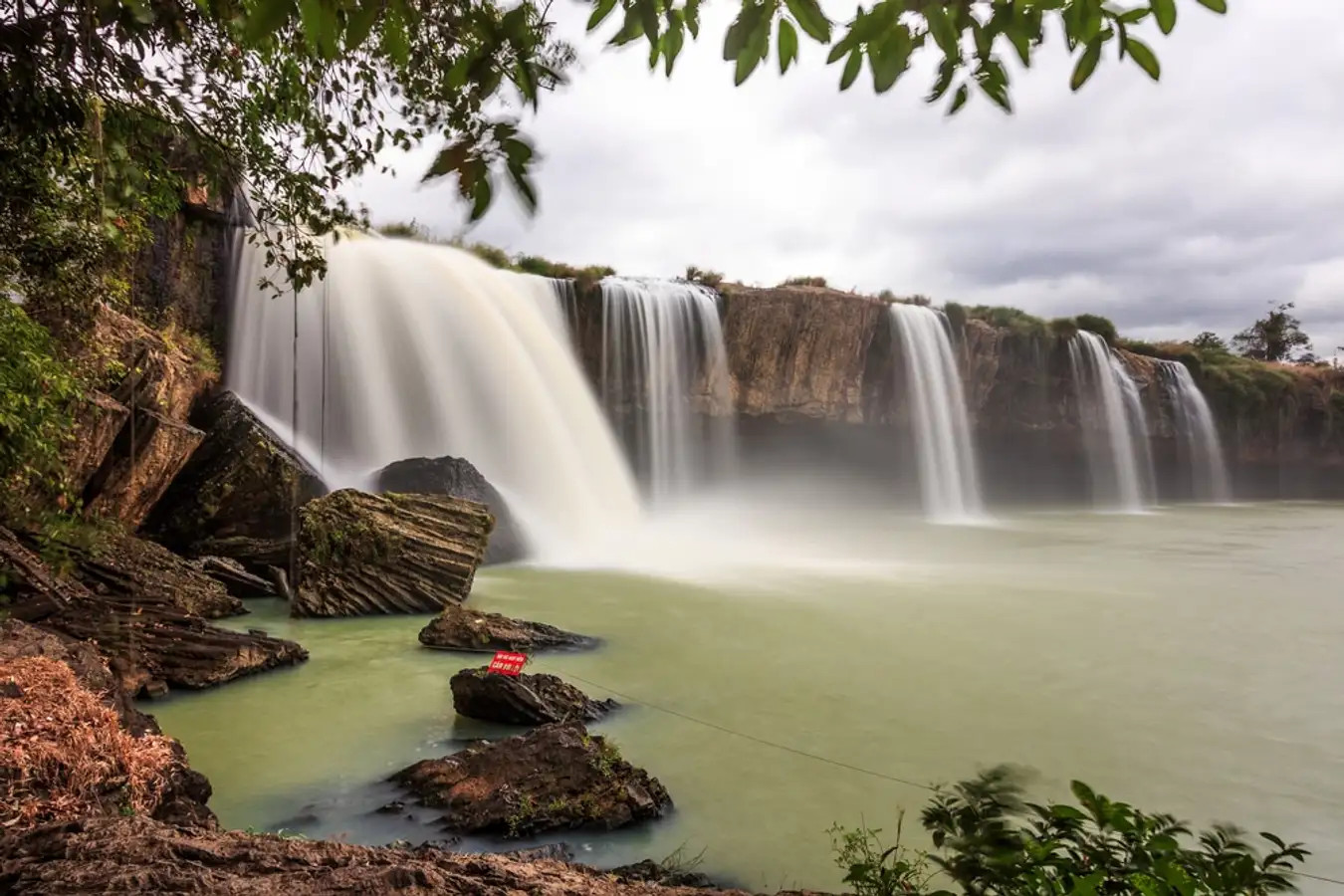 Thác Dray Sáp - Dray Nur- 2 dòng thác đẹp nhất Tây Nguyên