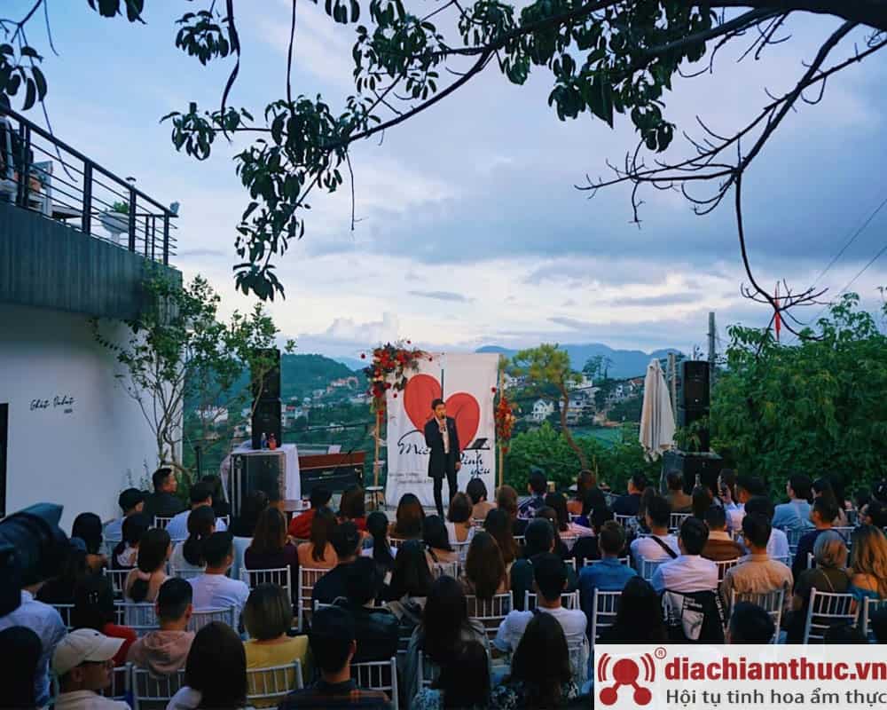 Mây Lang Thang Đà Lạt – Quán cafe acoustic chill đến từng hơi thở