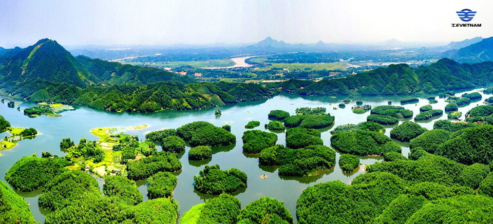 Đầm Ao Châu – Hạ Long thu nhỏ giữa núi đồi Phú Thọ