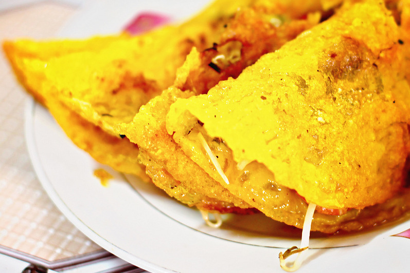Quán bánh xèo Bà Dưỡng - Địa điểm ăn uống nổi tiếng nhất Đà Nẵng
